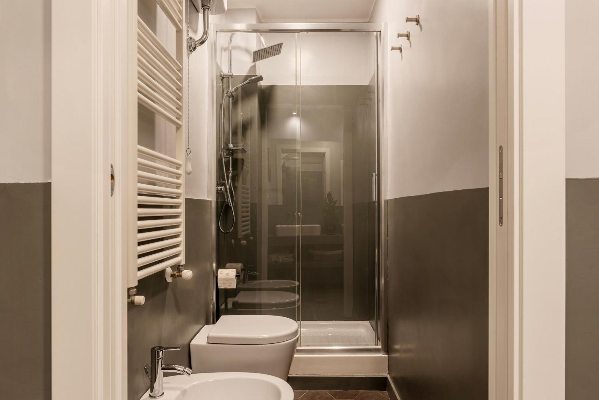 Apartment Toscana 6 - Fromhometorome Rom